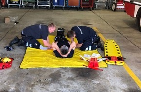 Feuerwehr Helmstedt: FW Helmstedt: "Trauma Tag" - Zusammenarbeit Rettungsdienst und Feuerwehr