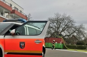 Feuerwehr Kaarst: FW-NE: Brand eines Schuttcontainers