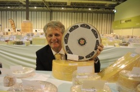 Affineur Walo von Mühlenen: Nach dem Gewinn des Weltmeistertitels 2012 ist Affineur Walo erneut der erfolgreichste Teilnehmer am World Cheese Award (BILD)