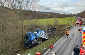 Kreisfeuerwehrverband Bodenseekreis e. V.: KFV Bodenseekreis: L204: Verkehrsunfall zwischen LKW und PKW - Fahrer eingeklemmt