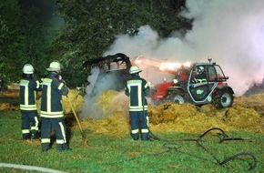 Feuerwehr Iserlohn: FW-MK: Strohballenbrand fordert 160 Einsatzkräfte