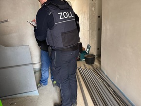 HZA-MS: Zoll pr&uuml;ft Baubranche im M&uuml;nsterland Bundesweiter Aktionstag / Hauptzollamt M&uuml;nster pr&uuml;ft Objekte in Bocholt, M&uuml;nster und Stadtlohn / Z&ouml;llner sto&szlig;en vor Ort auf 18 illegal besch&auml;ftigte Personen