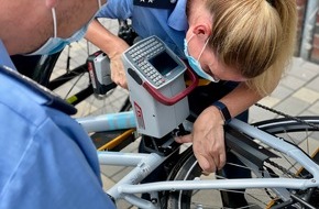 PD Hochtaunus - Polizeipräsidium Westhessen: POL-HG: Fahrradcodier-Aktion der Polizeistation Bad Homburg - Schnell Termin sichern!