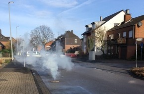 Feuerwehr Dinslaken: FW Dinslaken: Elektrobrand auf der Gertrudenstraße in Dinslaken