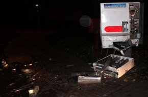 Polizei Minden-Lübbecke: POL-MI: Unbekannte sprengen Zigarettenautomaten