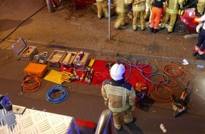 Feuerwehr Dresden: FW Dresden: Mehrere Brände und ein schwerer Verkehrsunfall in der Nacht zum 24. August 2024