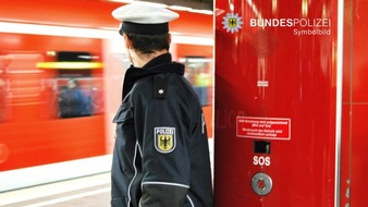 Bundespolizeidirektion München: Bundespolizeidirektion München: Unterbindungsgewahrsam nach doppeltem Notrufmissbrauch / 27-Jähriger unbelehrbar