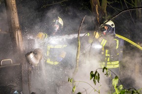 FW-MK: Feuer in einem Waldst&uuml;ck am Duloh