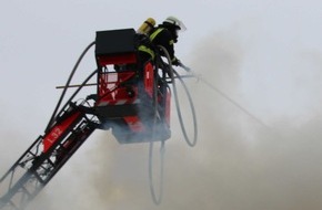 Feuerwehr und Rettungsdienst Bonn: FW-BN: Wohnungsbrand in Mehlem