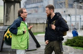 The HISTORY Channel: 30 Jahre nach der Tschernobyl-Katastrophe erforschen Wigald Boning und Fritz Meinecke die nukleare Sperrzone (FOTO)