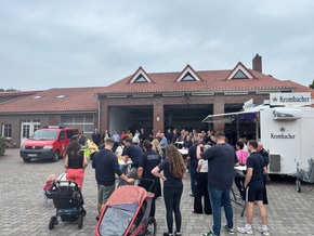 FW-OLL: Familienfest der Feuerwehr Littel mit Fahrzeug- und Drohnenübergabe