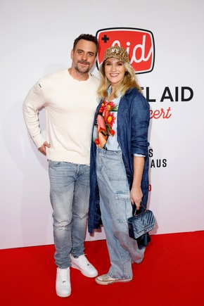 Channel Aid 2025: Samy Deluxe liefert eindrucksvolle Hommage an die Hamburger Musikszene