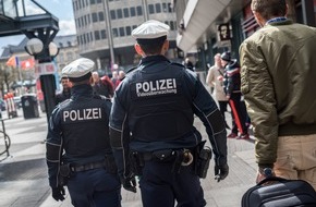 Bundespolizeiinspektion Hamburg: BPOL-HH: 2,9 Promille: Bundespolizei nimmt aggressiven Mann in Gewahrsam-