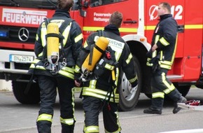 Feuerwehr und Rettungsdienst Bonn: FW-BN: Kurzschluss in der Elektroinstallation sorgt für Feuerwehreinsatz im Altenwohnheim