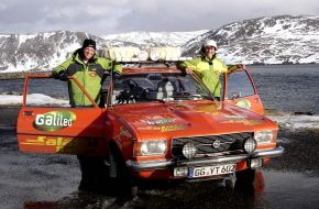 ProSieben: "CO2-neutral!" - Öko-Opel geht auf große Fahrt: Die "Galileo"-Salatöl-Rallye
