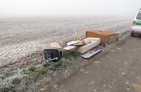 Polizeiinspektion Hameln-Pyrmont/Holzminden: POL-HM: Unerlaubte Abbfallbeseitigung