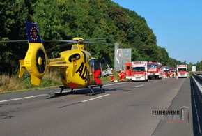 FW-MK: Verkehrsunfall auf der Autobahn 46, eine Person eingeklemmt.