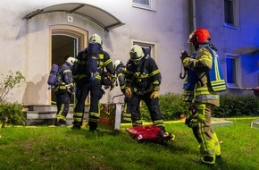 Feuerwehr Iserlohn: FW-MK: Brennender Trockner in Mehrfamilienhaus