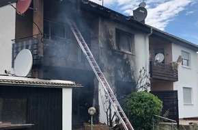 Polizeidirektion Landau: POL-PDLD: Zeiskam - Brand eines Mehrfamilienhauses