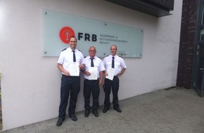 Feuerwehr Stolberg: FW-Stolberg: Drei Stolberger Feuerwehrmänner sind nun Notfallsanitäter
