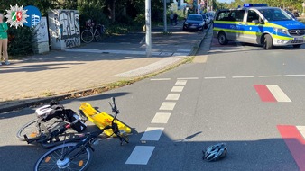Polizeipräsidium Oberhausen: POL-OB: E-Bike-Fahrerin (78) von Mercedes erfasst