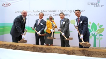 Kia Deutschland GmbH: Kia Motors unterstützt Aufbau kommunaler Ausbildungszentren für Automechaniker in Äthiopien und Kenia