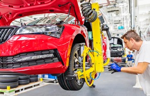 Skoda Auto Deutschland GmbH: SKODA startet Serienproduktion seines überarbeiteten Flaggschiffs SUPERB (FOTO)