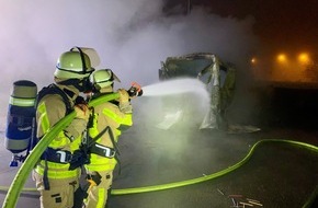 Feuerwehr Gladbeck: FW-GLA: Explosion eines Kleintransporters