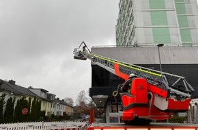 Feuerwehr Norderstedt: FW Norderstedt: 66 Einsätze im Zusammenhang mit Sturmtief "Ylenia"