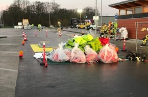 Feuerwehr Bottrop: FW-BOT: Erstmeldung: Langwieriger Gefahrguteinsatz der Feuerwehr Bottrop