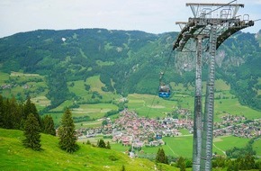 Hornbahn Hindelang GmbH & Co. KG: Hornbahn Hindelang bringt Gäste zum neuen Waldseilgarten - Bergbahn läuft in den Osterferien, Saisonstart am 27. April