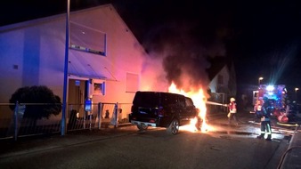 Polizeidirektion Worms: POL-PDWO: Brennende Fahrzeuge - Zeugen gesucht