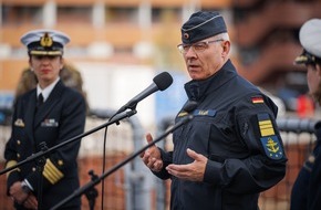 Presse- und Informationszentrum Marine: "Navy Talks mit dem Inspekteur der Marine" - Vizeadmiral Kaack zu seiner endenden Amtszeit