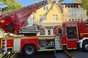 Feuerwehr Recklinghausen: FW-RE: Wohnungsbrand in voller Ausdehnung - zwei Katzen aus der Wohnung gerettet - keine Personen verletzt