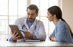 GlaxoSmithKline GmbH & Co. KG: Wenn die Diagnose zur Odyssee wird: Warum seltene Entz&uuml;ndungserkrankungen oft jahrelang unerkannt bleiben