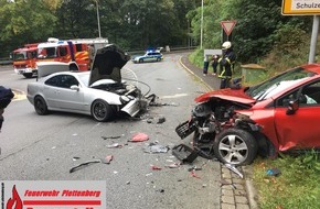 Feuerwehr Plettenberg: FW-PL: OT-Ohle. Frontalzusammenstoss. Ein Verletzter.