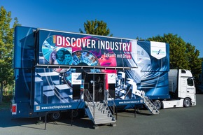 Rudersberger Schulklassen experimentieren im Hightech-Truck (18.+19.12.)