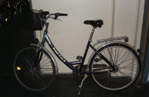 Polizeidirektion Göttingen: POL-GOE: (618/2011) Wem gehört das Damenrad?