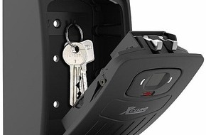 PEARL GmbH: Schlüssel auch im Außenbereich sicher aufbewahren: Xcase Smarter Schlüssel-Safe SAF-200.app mit Fingerabdruck-Erkennung, bis 10 Nutzer, App