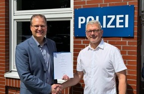 Polizeiinspektion Verden / Osterholz: POL-VER: Verabschiedung in den Ruhestand: Joachim Kopietz - langjähriger Beauftragter für Kriminalprävention verlässt die Polizeiinspektion Verden/Osterholz