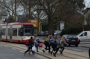 Polizei Dortmund: POL-DO: "Straßenbahn-Schule" - Schuljahr 2018/19