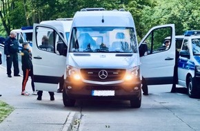 Bundespolizeipräsidium: BPOLP Potsdam: Bundespolizei führt erneuten Schlag gegen Schleusungskriminalität - Durchsuchung von über 60 Objekten in Sachsen-Anhalt, Niedersachsen, Nordrhein-Westfalen, Berlin und Sachsen.