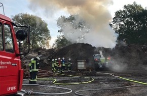 Feuerwehr Schermbeck: FW-Schermbeck: Brennender Wurzelberg forderte die Einsatzkräfte stundenlang