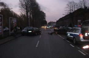 Polizeiinspektion Cuxhaven: POL-CUX: Trunkenheitsfahrt unter Drogeneinfluss endet mit Wohnungsdurchsuchung + Auffahrunfall sorgt für Wartezeiten im Berufsverkehr (Bilder als Download in der digitalen Pressemappe)