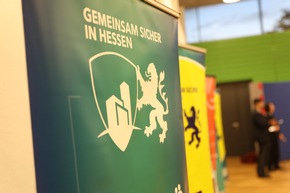 POL-OF: Innenstaatssekretär Martin Rößler besucht interkulturellen Abend des Polizeipräsidiums Südosthessen und der Stadt Hanau