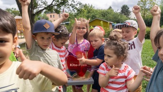 Deutsche Kinder- und Jugendstiftung GmbH: Jetzt mitmachen beim Deutschen Kita-Preis 2025 / Kitas und lokale Bündnisse können sich bis zum 7. März bewerben