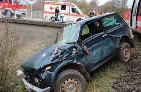 Polizeidirektion Kaiserslautern: POL-PDKL: Verkehrsunfall Bahnübergang Industriegebiet Kusel