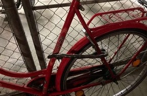 Polizeiinspektion Celle: POL-CE: Celle - Rotes Damenfahrrad sucht Eigentümerin