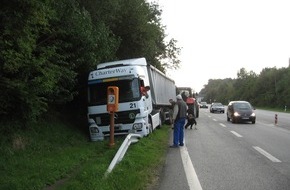 Polizeidirektion Bad Segeberg: POL-SE: Itzehoe - Verunfallter Sattelzug auf der A23/B 5