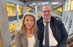 Apothekerkammer Nordrhein: Rausch auf Rezept: Erster Termin im Prozess gegen Cannabis-Plattform vorm Landgericht Hamburg